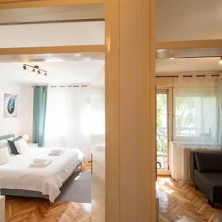 Boulevard 1-bedroom Flat